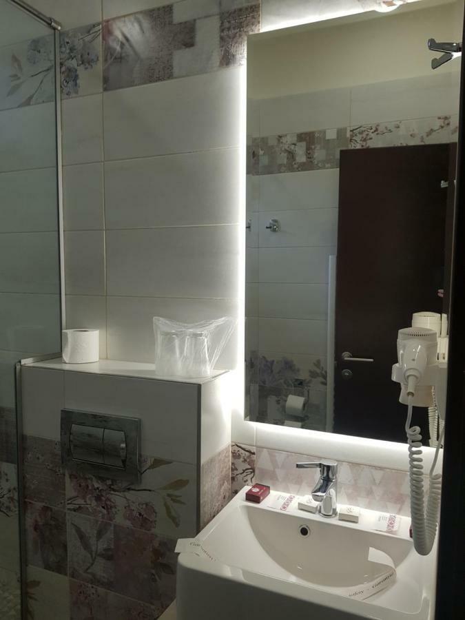 Hotel Florilor Băile Olăneşti Kültér fotó
